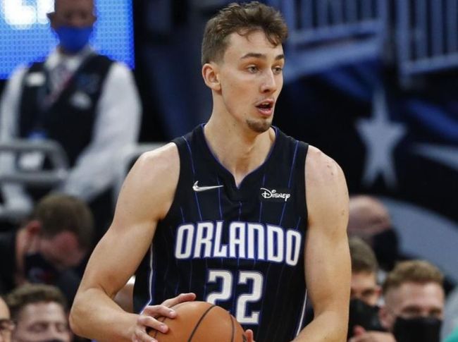 让外界对他 让外界对他